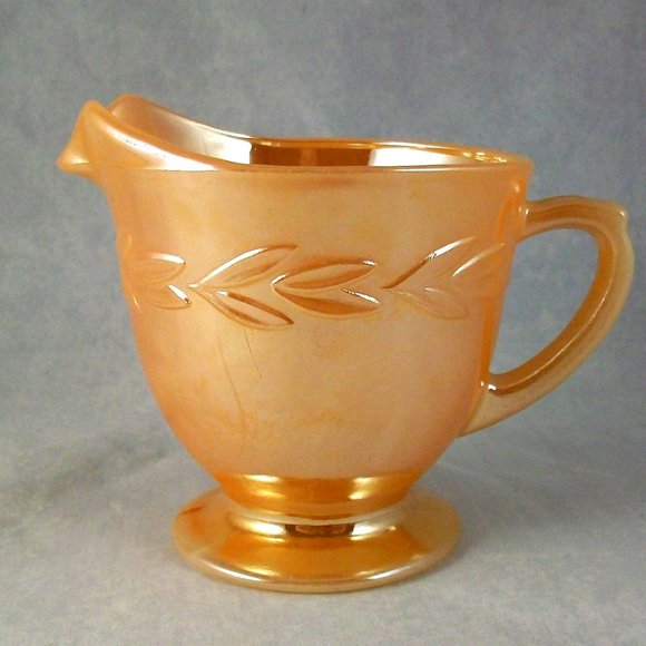Vintage Fire King Peach Lustre Laurel Leaf Creamer - Picture 2 of 6